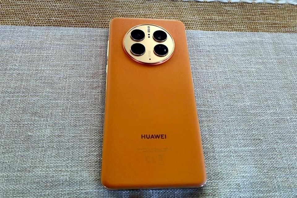 Huawei Mate 10 Pro en color naranja diseño cuero vegano.