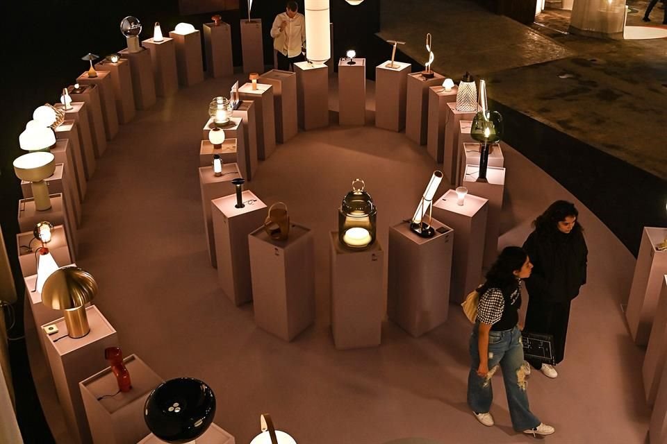 La cuarta edición de la exposición lumínica Maison Diez llegó a la colonia San Miguel Chapultepec; exhibirán desde los inicios de la luz.