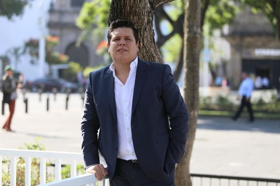 Julio Cesar Covarrubias Mendoza, forma parte de la bancada del PRI en el Congreso de Jalisco.