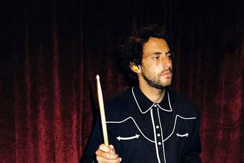 La banda de rock The Neighbourhood expulsó al baterista Brandon Fried por agredir sexualmente a la cantante María Zardoya.