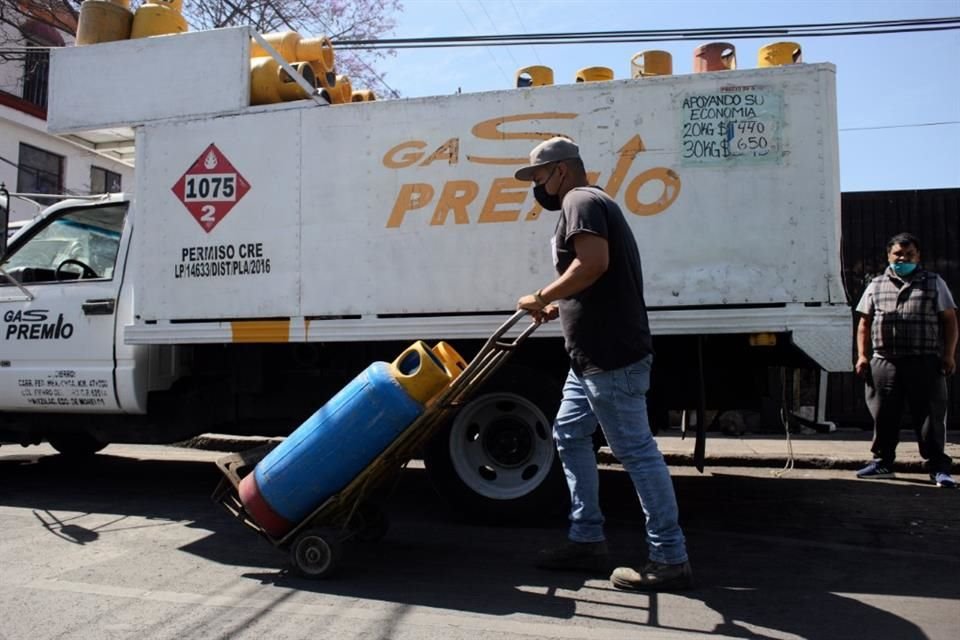 El Ejecutivo acusó a la Cofece de no ejercer su facultad regulatoria para impedir prácticas monopólicas en el mercado de ese producto.