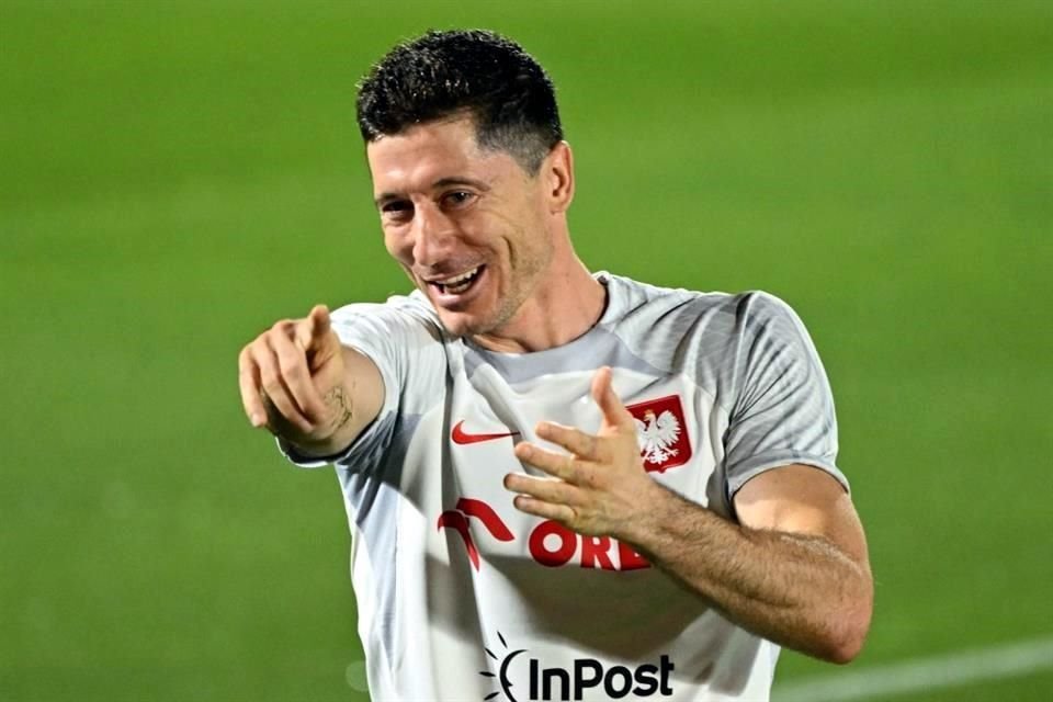 Robert Lewandowski sabe de la importancia de sumar puntos en el primer partido del Mundial.