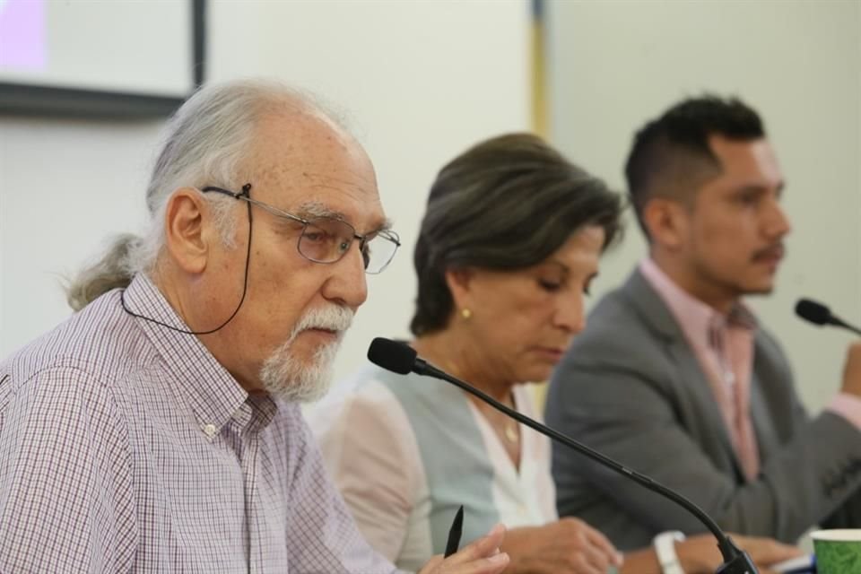 Salvador Mancera y Cecilia Díaz Romo del Observatorio Permanente del Sistema Estatal Anticorrupción de Jalisco.