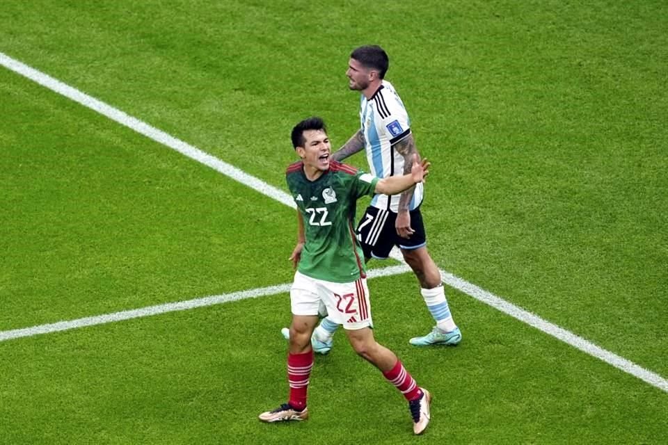 Hirving Lozano salió de cambio al minuto 73.