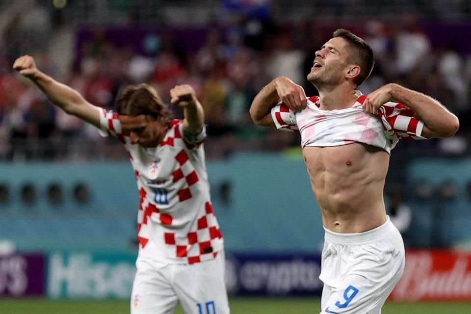 Así festejó Andrej Kramaric su segunda anotación en el juego contra Canadá.