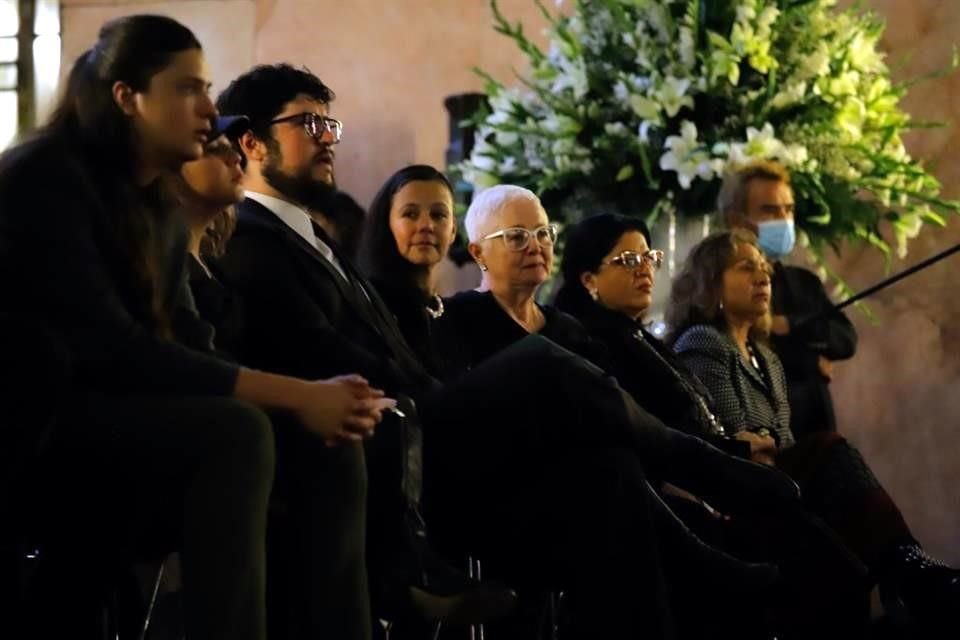 La familia del histrión fue quien lideró el homenaje en Bellas Artes.