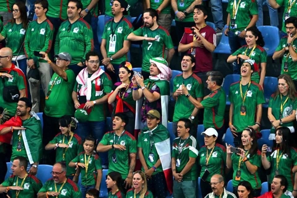 La afición mexicana espera más del equipo.