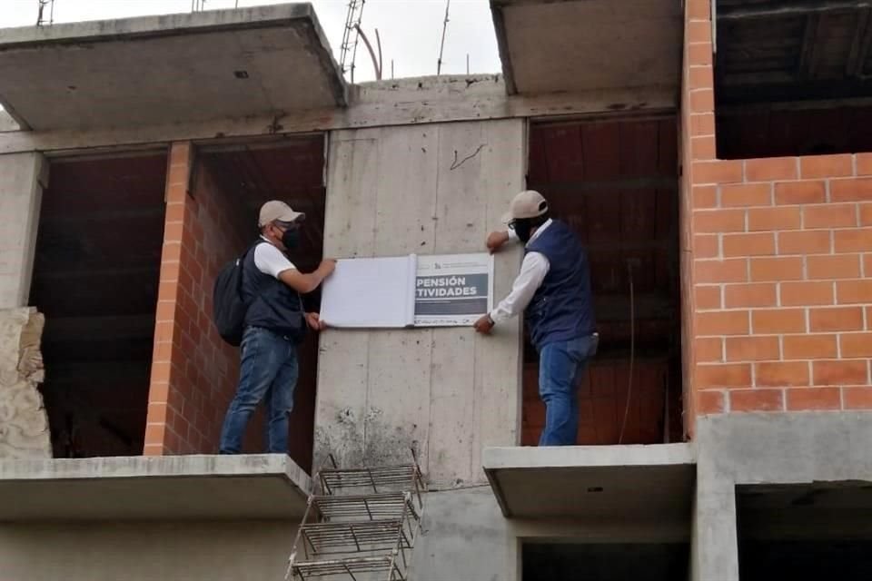 La Procuraduría Ambiental y de Ordenamiento Territorial acudió a verificar una serie de obras en Tláhuac, mismas que fueron suspendidas.