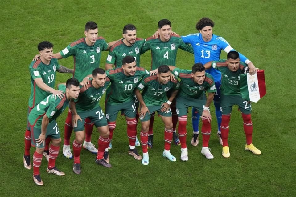 Guillermo Ochoa, Jorge Sanchéz, César Montes, Héctor Moreno y Jesús Gallardo, Edson Alvarez, Luis Chávez, Hirving Lozano, Orbelin Pineda, Alexis Vega y Henry Martin.