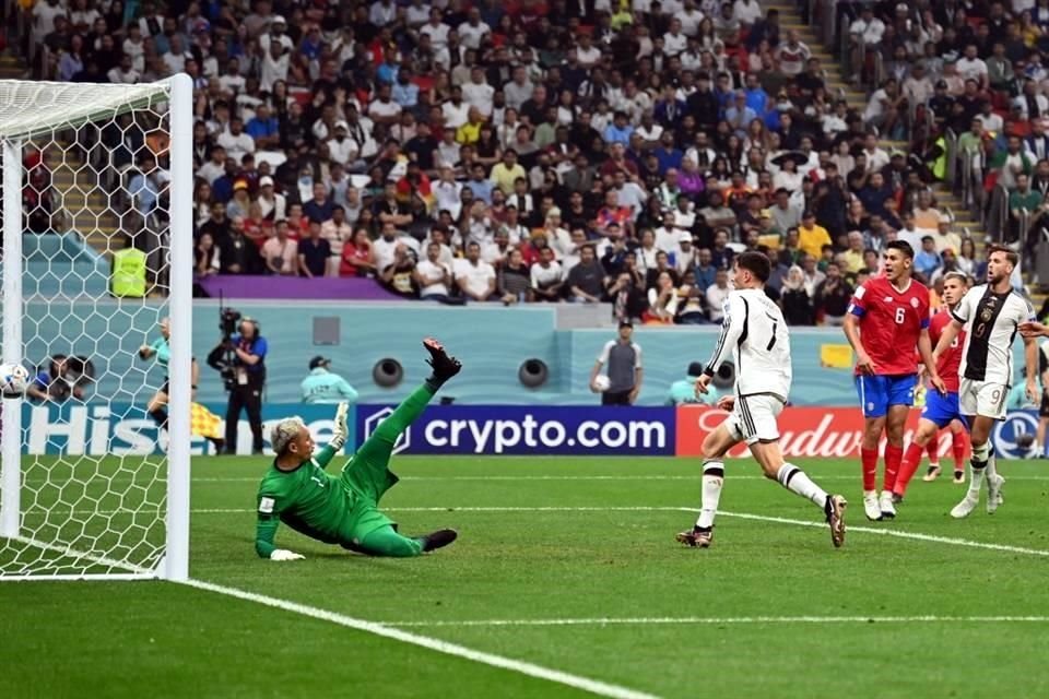 Pero Kai Havertz bajó las luces en la fiesta tricolor y con goles al 70' y al 85' le dio ventaja a Alemania.