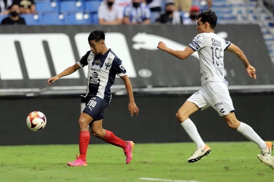 Fue hasta los tiempos extra cuando el joven de 17 años Edgar Castro hizo el 2-1 que le dio el título a Rayados.