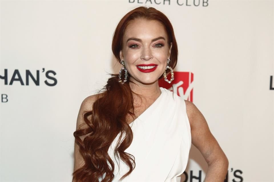 Lindsay Lohan será la protagonista de una nueva comedia navideña que será dirigida por Janeen Damian para Netflix.