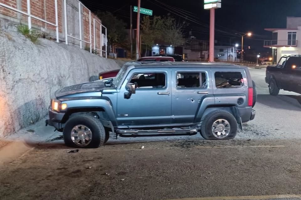 Los hechos violentos registrados en los Altos de Jalisco dejaron como saldo tres narcobloqueos, uno de ellos con un autobús de turismo, y tres vehículos asegurados.