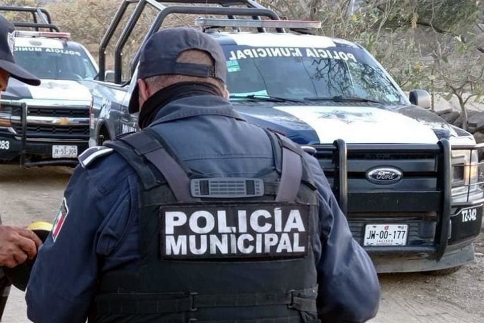 Suman 12 personas rescatadas por la Comisaría de Tlajomulco en el Municipio del sur de la Zona Metropolitana de Guadalajara.