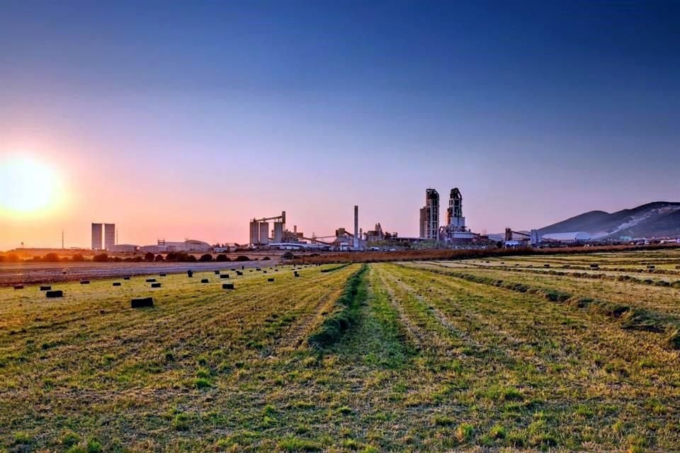 Cemex implementará la tecnología de inyección de hidrógeno en cuatro de sus plantas de cemento en México, incluida la de Tepeaca, como parte de su programa Futuro en Acción.