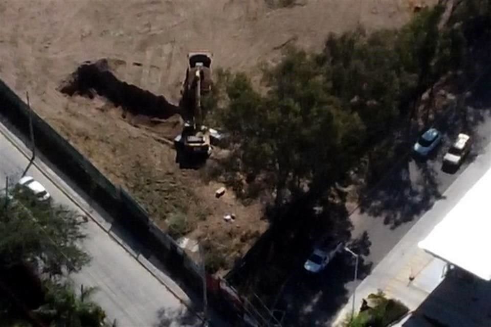 Este es el predio donde, de acuerdo con vecinos, ya talaron árboles y hay movimiento de tierras.