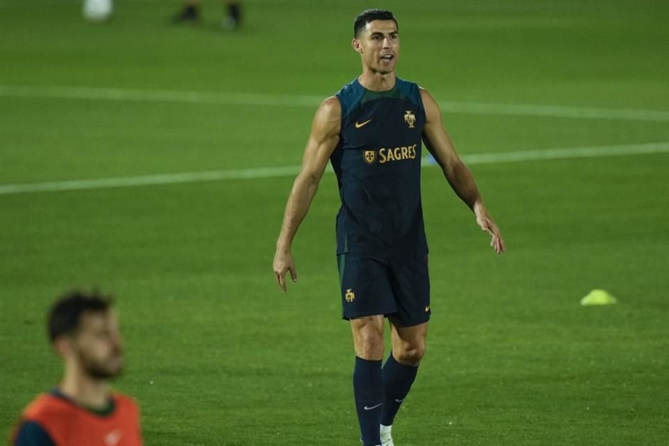 Cristiano Ronaldo desmintió los rumores sobre su salida de la Selección de Portugal tras ser suplente en el partido contra Suiza en Octavos.