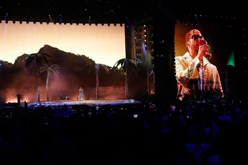 Concierto de Bad Bunny en el Estadio Azteca.