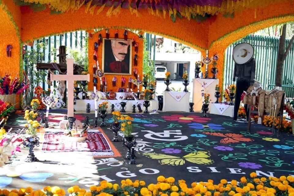 Para el Día de Muertos se instaló un altar en el Rancho Los Tres Potrillos.