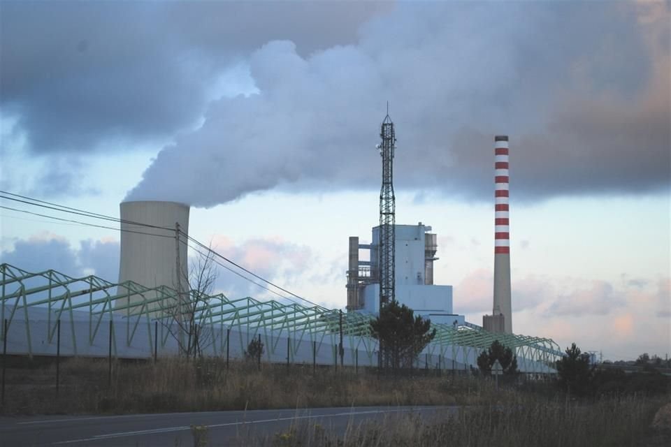 El proyecto contempla la instalación de una planta de electrólisis alimentada con energía 100% renovable en terrenos de un antigua central térmica.