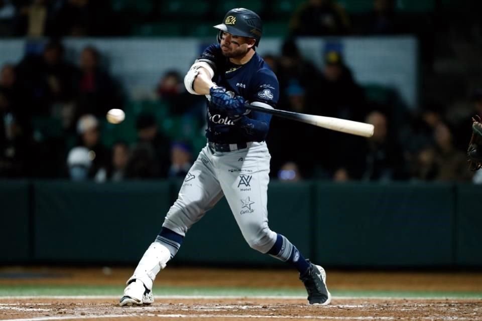 Los Charros de Jalisco siguen sin levantar, pues cayeron 8-1 ante los Algodoneros de Guasave, en el inicio de la serie.