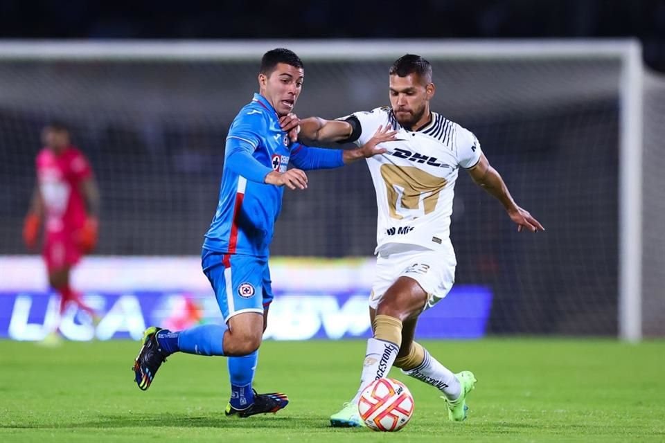 Cruz Azul y Pumas se preparan para el Clausura 2023.