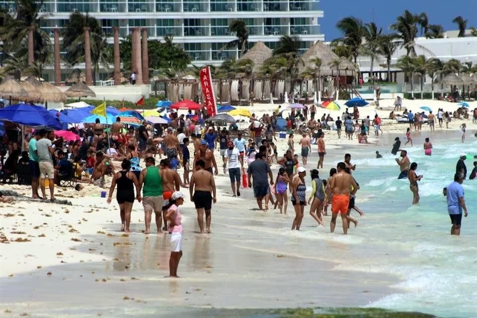 La mejor recomendación para tratar de contener al Covid-19 en estas vacaciones es quedarse en casa, no salir, asegura especialista del IMSS.