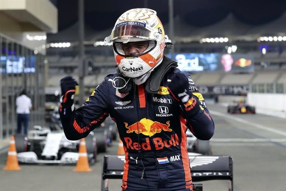 Sergio Pérez elogió a Max Verstappen, quien arrebató la punta del campeonato a Lewis Hamilton; señaló que en el año no ha cometido errores.
