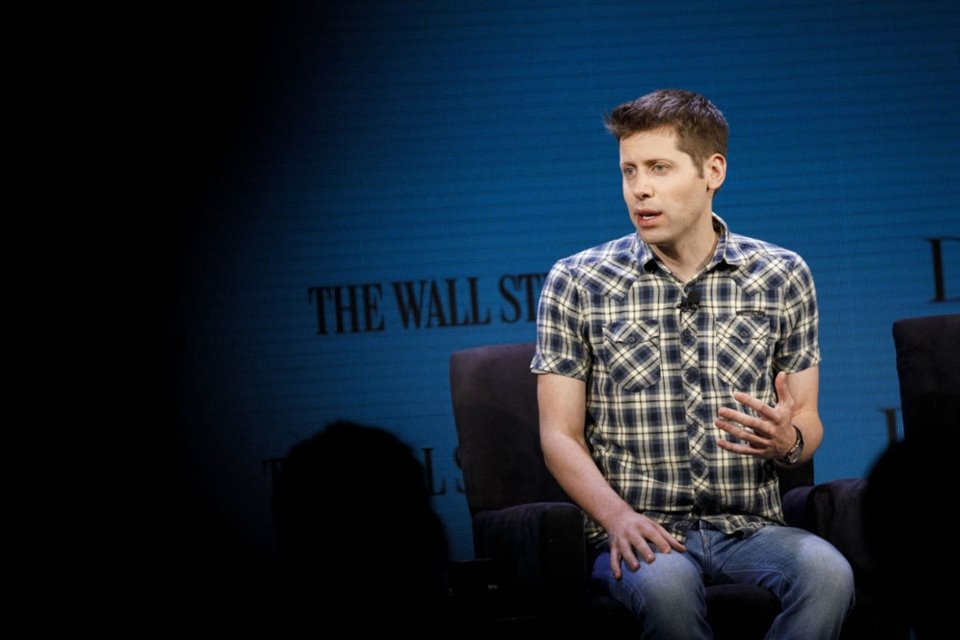 Sam Altman, CEO de OpenAI, la firma que creó ChatGPT, programa de IA que cautiva a Silicon Valley