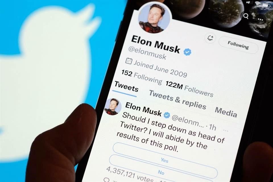 La encuesta que lanzó Elon Musk sobre si debía renunciar como CEO de Twitter arrojó que más del 50 por ciento de los usuarios dijo que sí, pero hasta el momento el empresario no se ha pronunciado sobre los resultados.