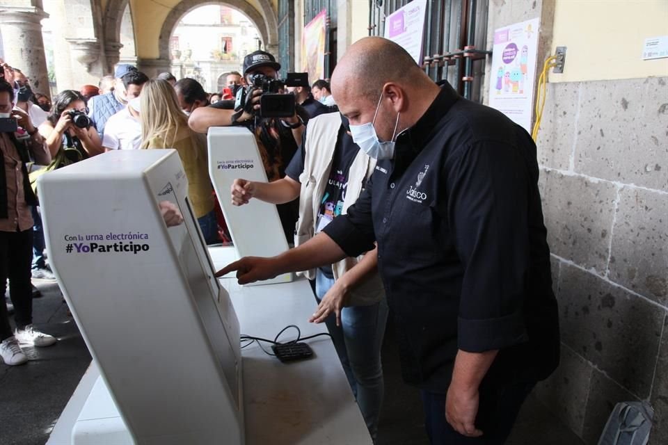 El Gobernador Enrique Alfaro en su participación en la consulta ciudadana por el Pacto Fiscal en noviembre de 2021.