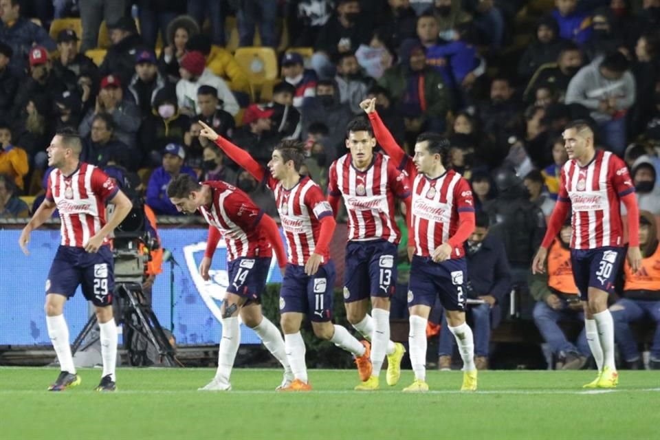 Las Chivas de Veljko Paunovic mantienen paso perfecto en la Copa SKY y aseguraron su pase a la Final, a falta de disputar un encuentro.