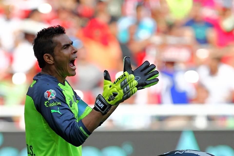 Oswaldo Sánchez jugó como portero en Altas, Chivas y fue parte de la Selección Mexicana.