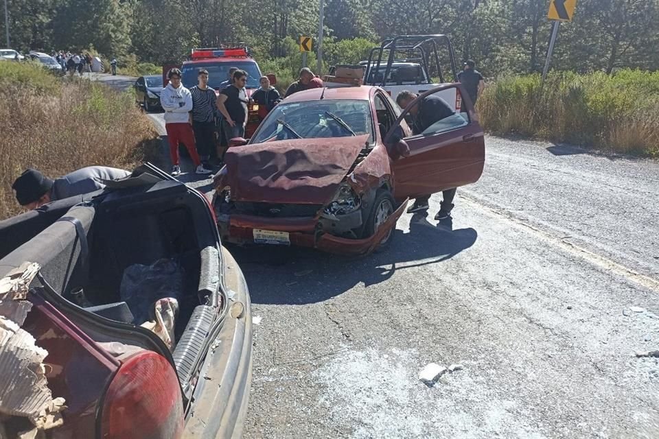 El caso se registró la mañana de este lunes sobre la Carretera Federal 70, a la altura del kilómetro 81.