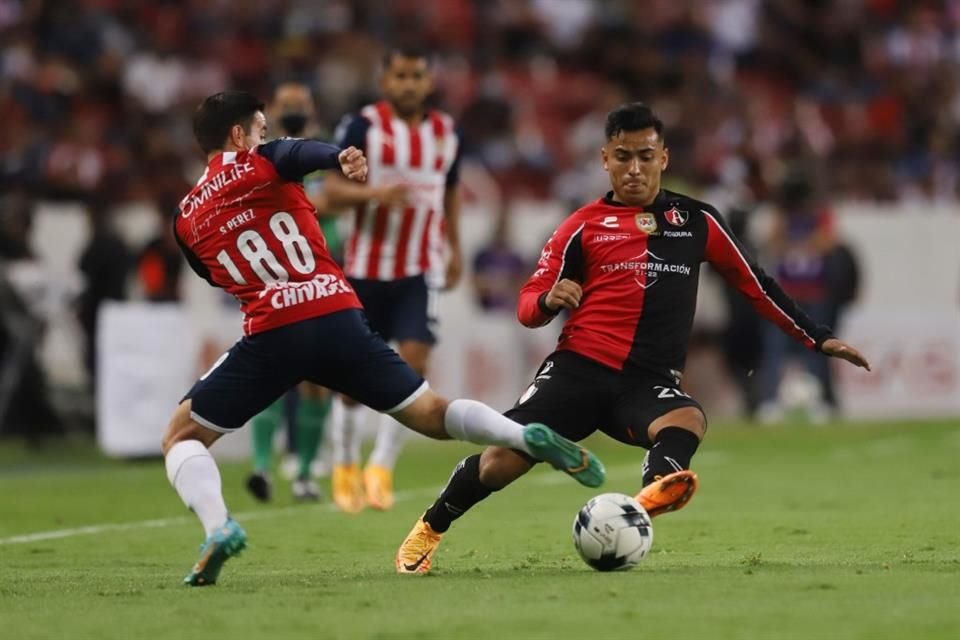 El Clásico Tapatío será mañana martes 27 de diciembre en el Estadio Jalisco.