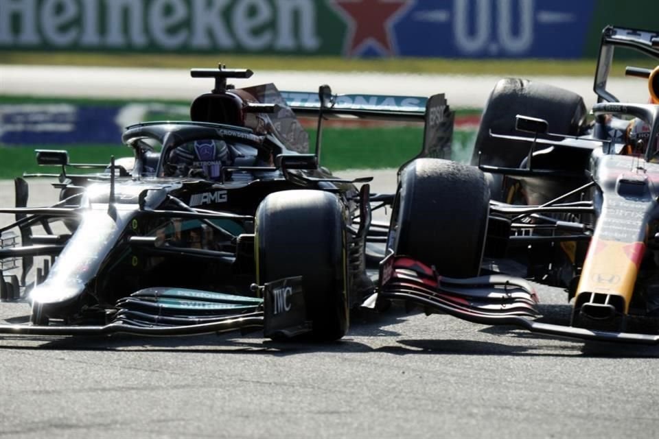 En 2021, Lewis Hamilton sostuvo un emocionante duelo con Max Verstappen, quien en la última carrera de la temporada se quedó con el título.