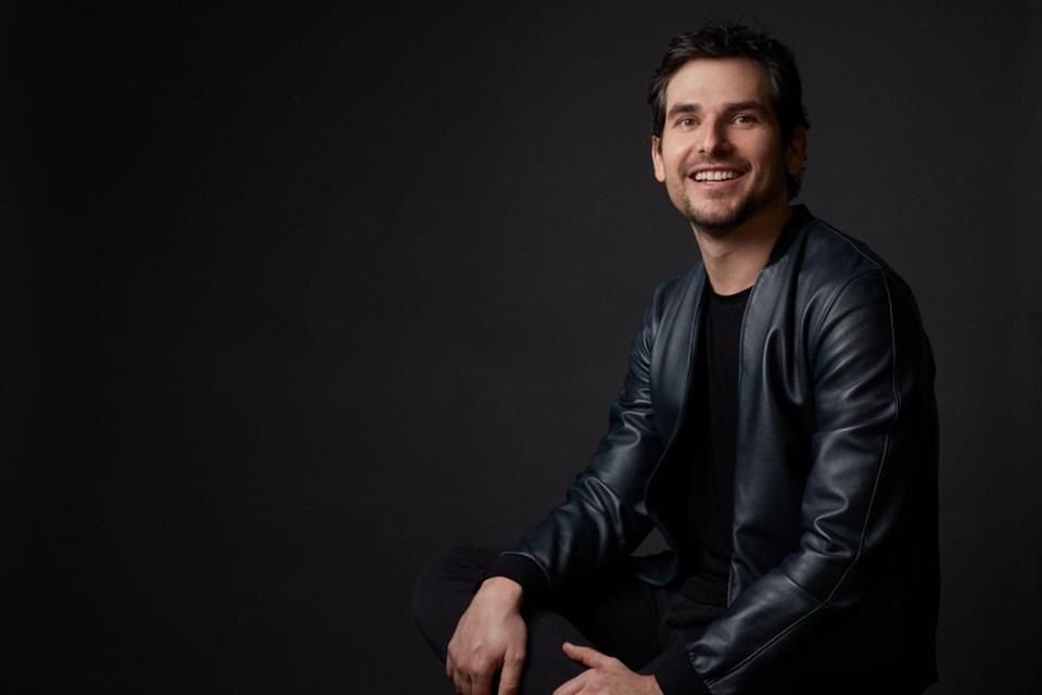 Alan Estrada compartió un mensaje emotivo en el que escribió sobre su orientación sexual.