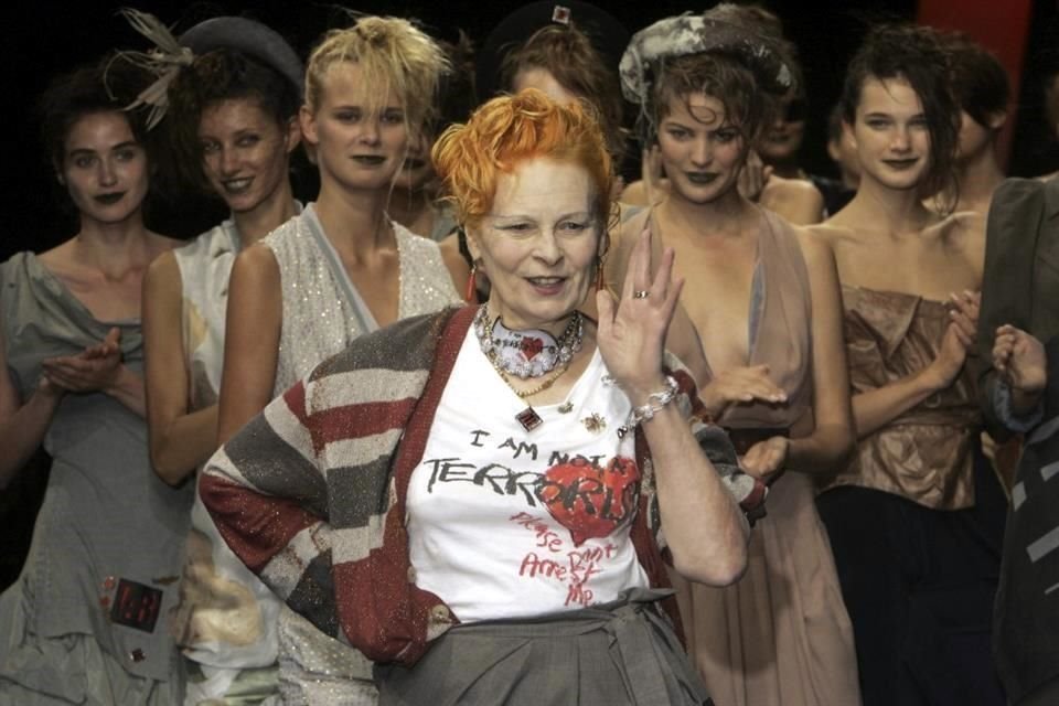 Marc Jacobs, Victoria Beckham y más diseñadores han lamentado la muerte de Vivienne Westwood, considerada un icono del punk.