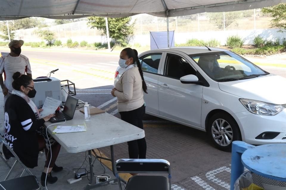 Los municipios de Guadalajara y Zapopan habilitarán módulos de autopago para el predial.