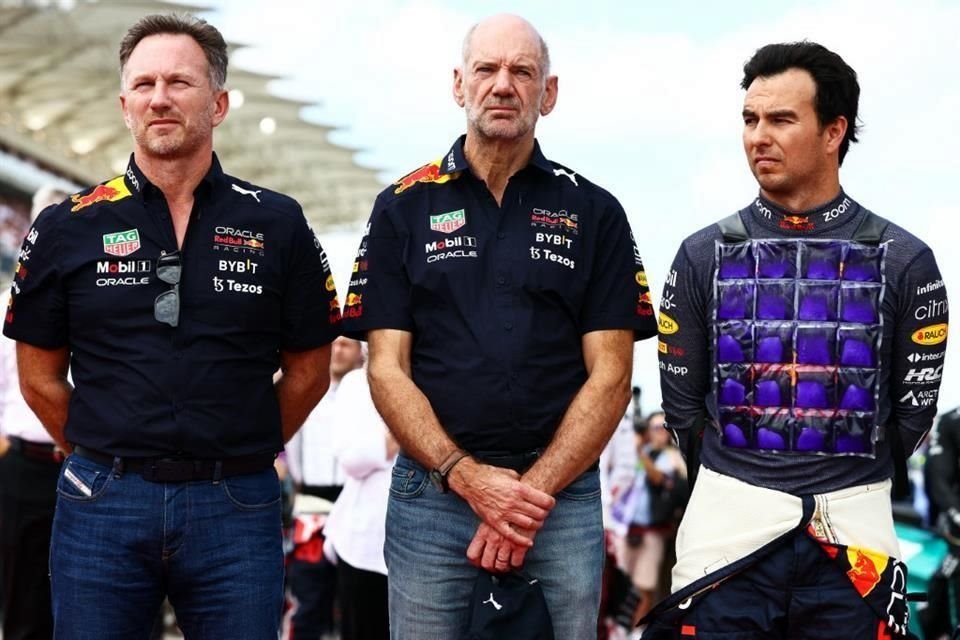 Adrian Newey, director técnico de Red Bull, espera un año duro para la escudería austriaca por las limitaciones en el túnel de viento y la lucha de Ferrari y Mercedes.