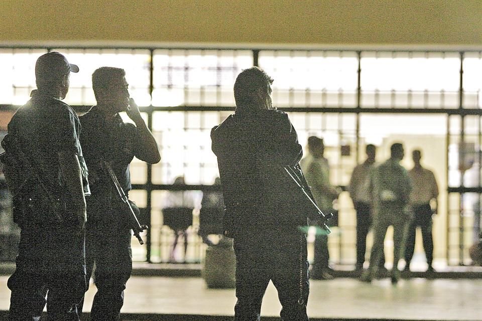 En 2005 intentaron sacar de la prisión a 'El Mike', en Tepatitlán, pero el comando falló.