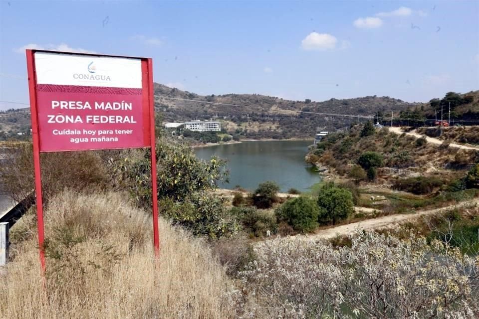 Habitantes interpusieron una denuncia ante una instancia internacional por la omisión de autoridades por contaminación de la Presa Madín.