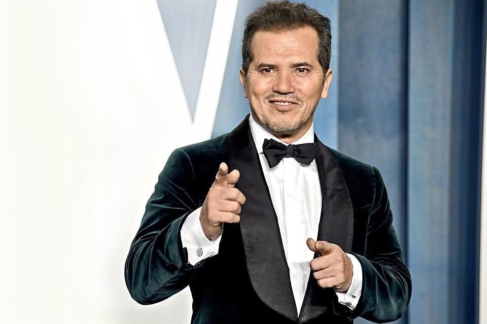 El actor John Leguizamo lucha constantemente en la industria por una mayor presencia de latinos en películas y series de televisión.