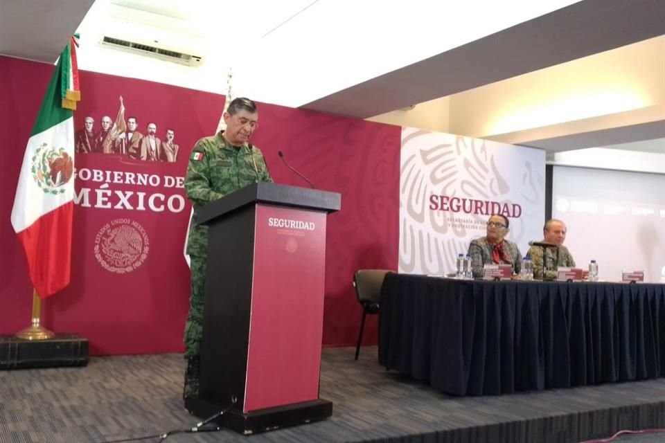 El titular de la Sedena en conferencia.