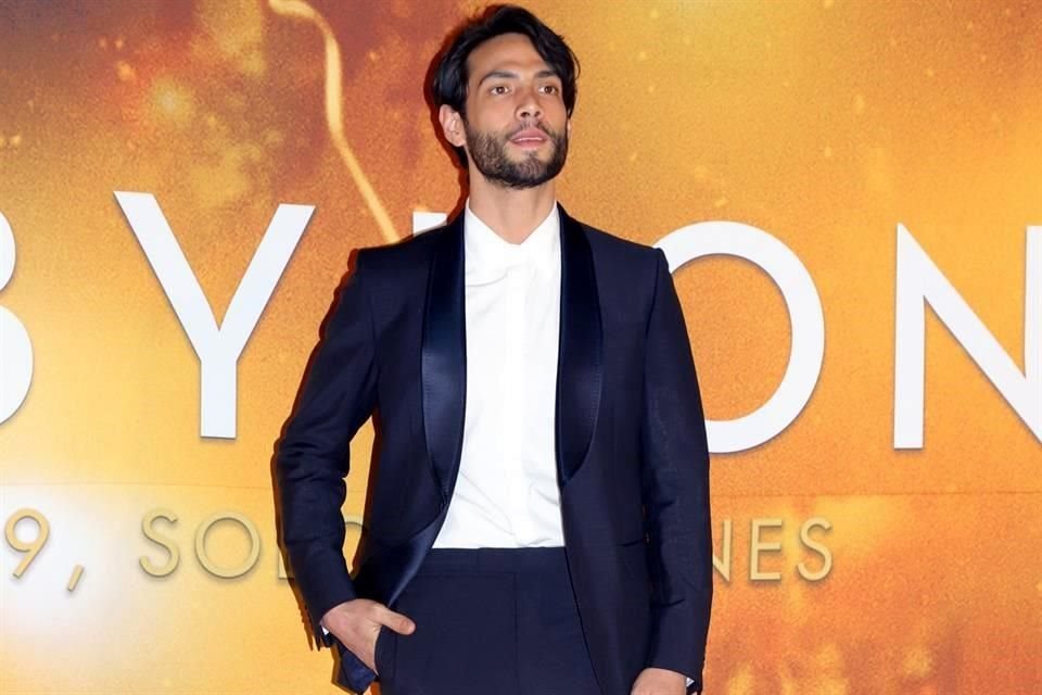 El actor mexicano Diego Calva en la alfombra roja de 'Babylon'.