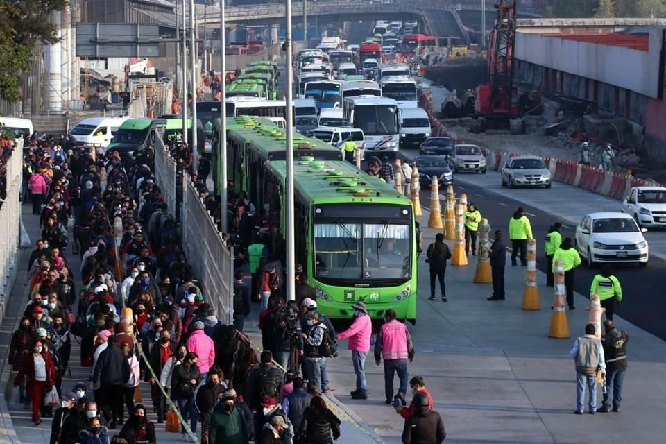 El Gobierno de la Ciudad de México informó que esta tarde se podría dar por completo la reapertura de la Línea 3, esperan concluir pruebas.