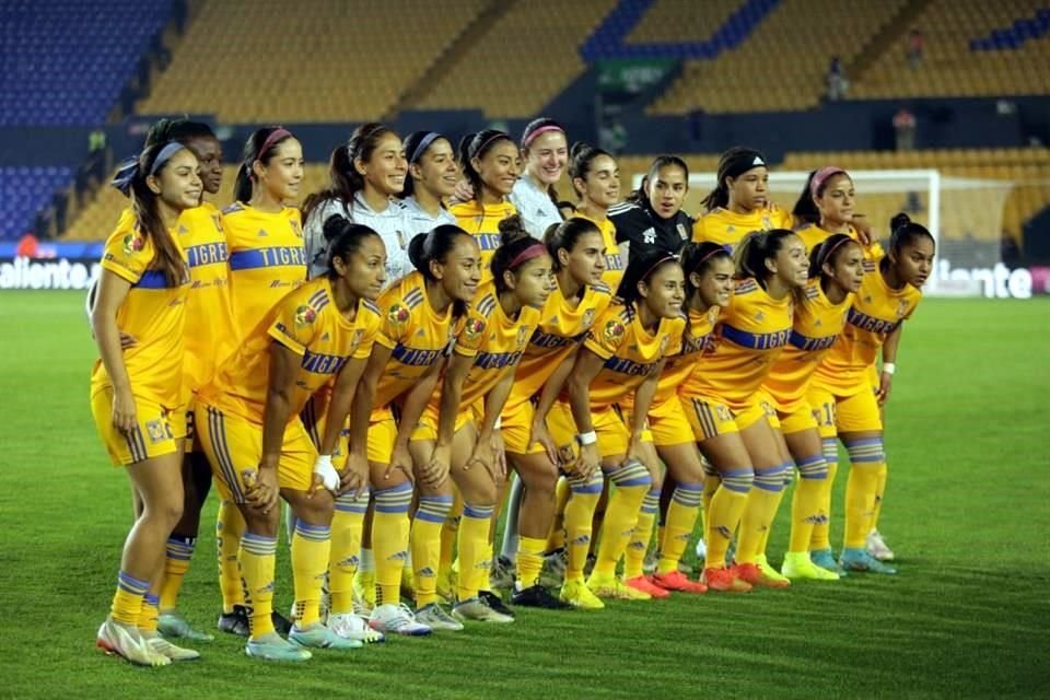 El plantel de las 'Amazonas' que buscará el bicampeonato en la presente campaña.
