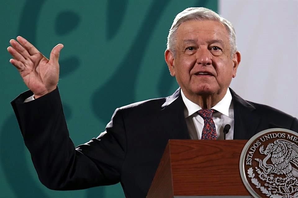 Para que se haga una nueva reforma en energía como lo planteó el Presidente Andrés Manuel López Onrador, se requeriría que Morena negociara con los partidos de oposición, los mismos que votaron y aprobaron la reforma energética de Peña Nieto.