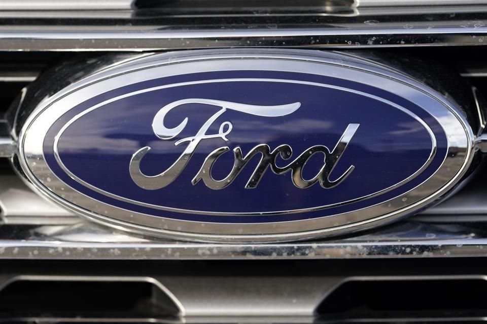 Ford tiene dos plantas de fabricación de automóviles en la India para satisfacer las necesidades nacionales y de exportación.