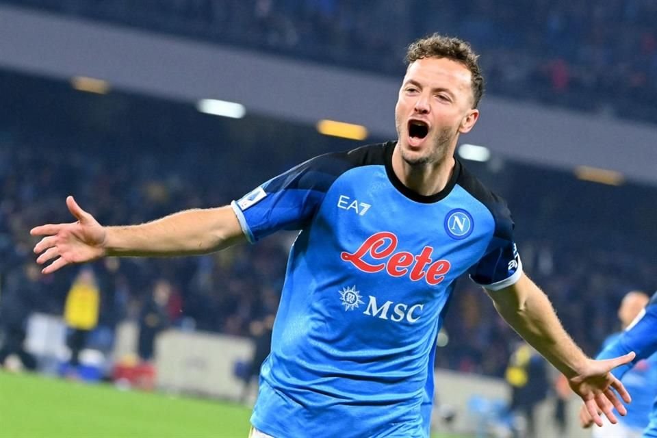 El Napoli no tuvo piedad ante el máximo ganador en Italia.